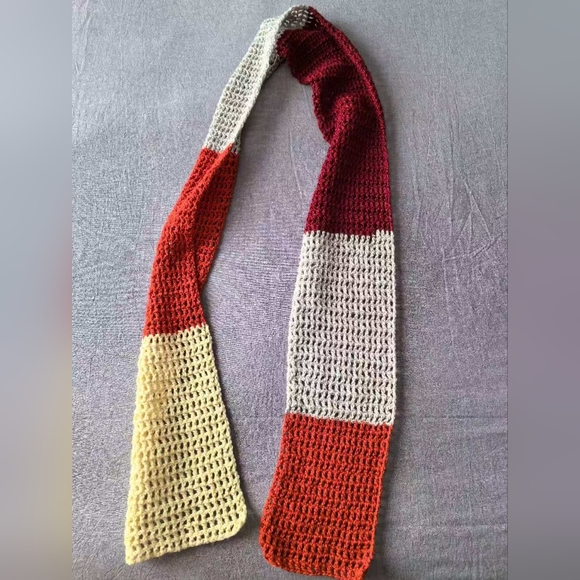 Colorful Knit Scarf - Picture 3 of 4